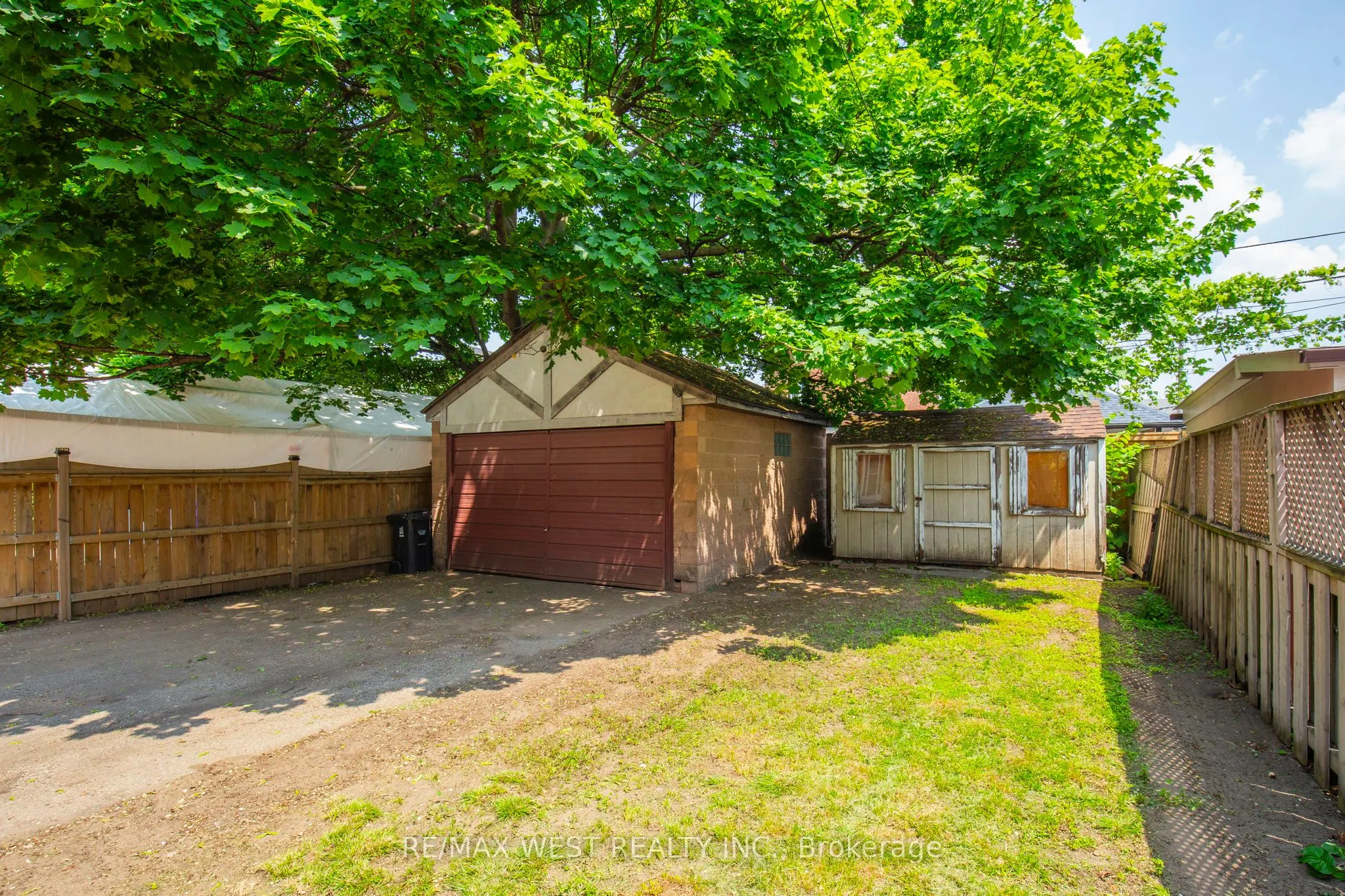 2317 Weston Road