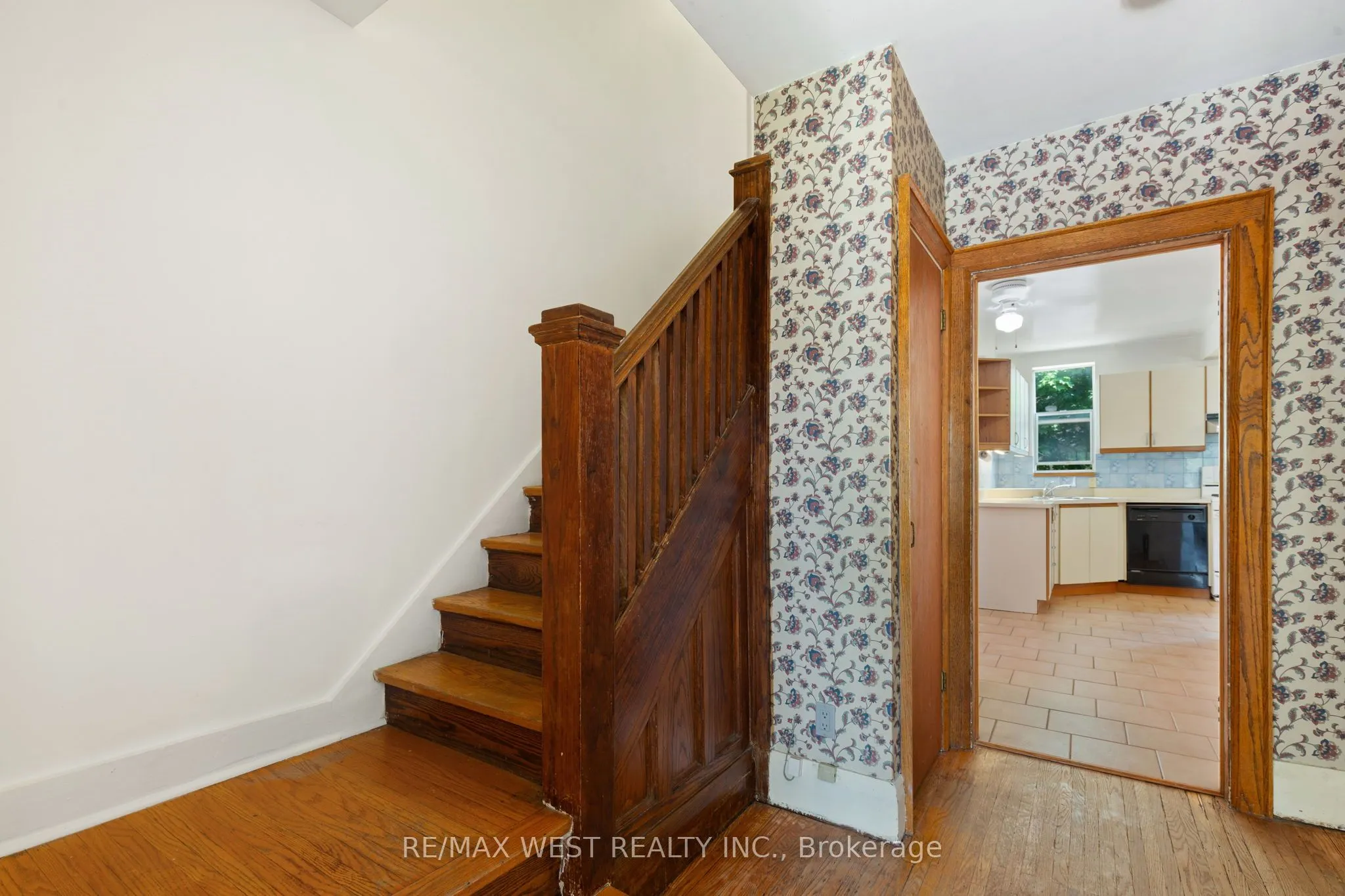 2317 Weston Road