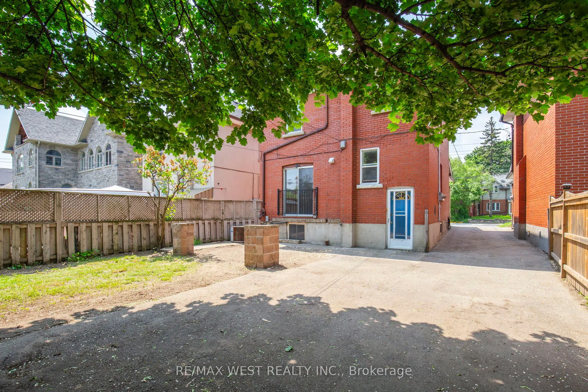 2317 Weston Road