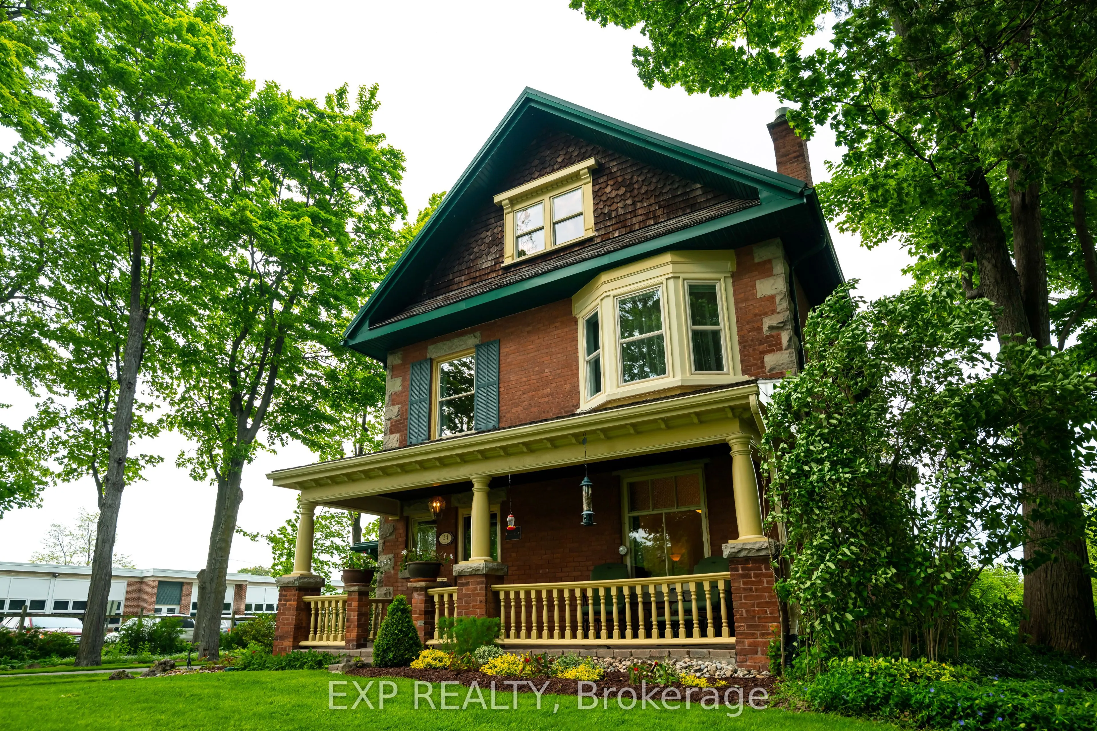 24 Faulkner Street