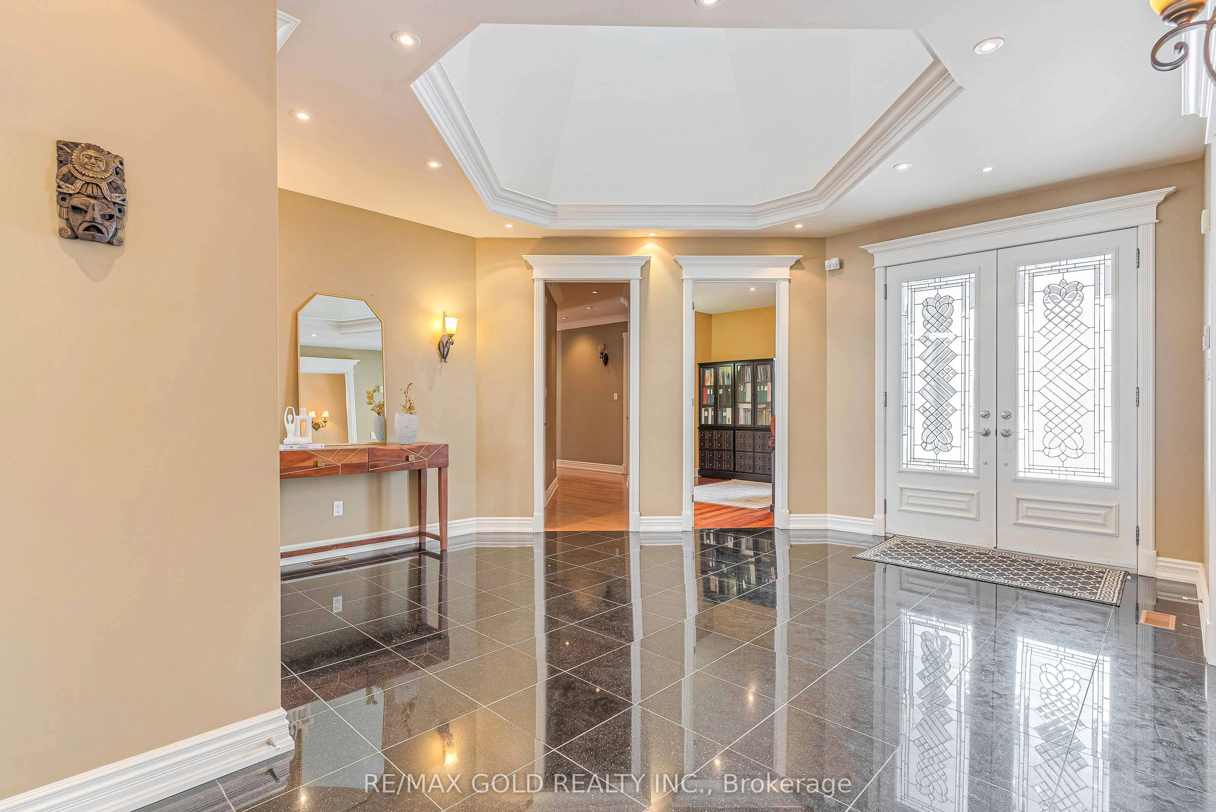 17 Highcrest Road