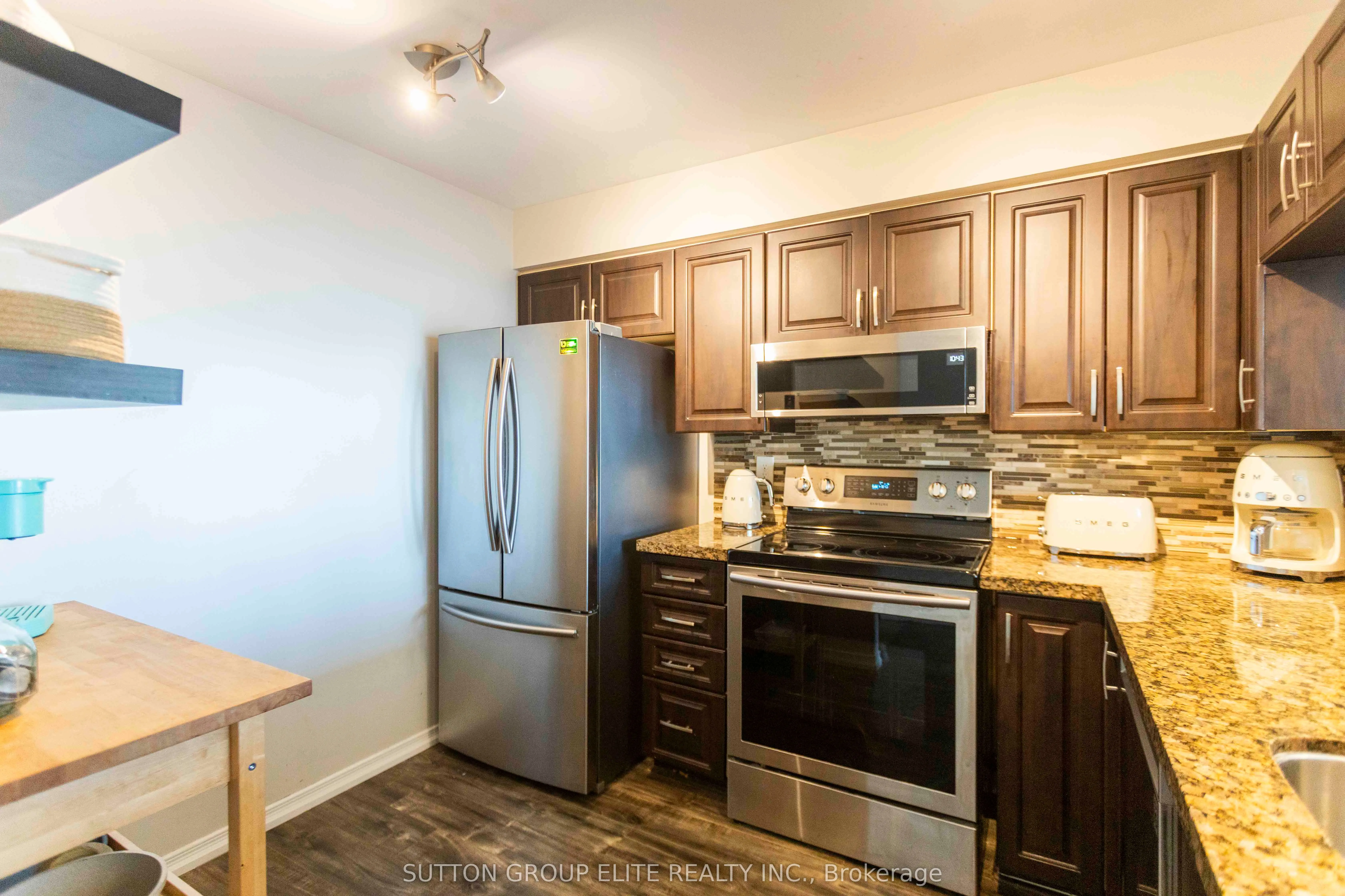 330 Rathburn Road W, #1206