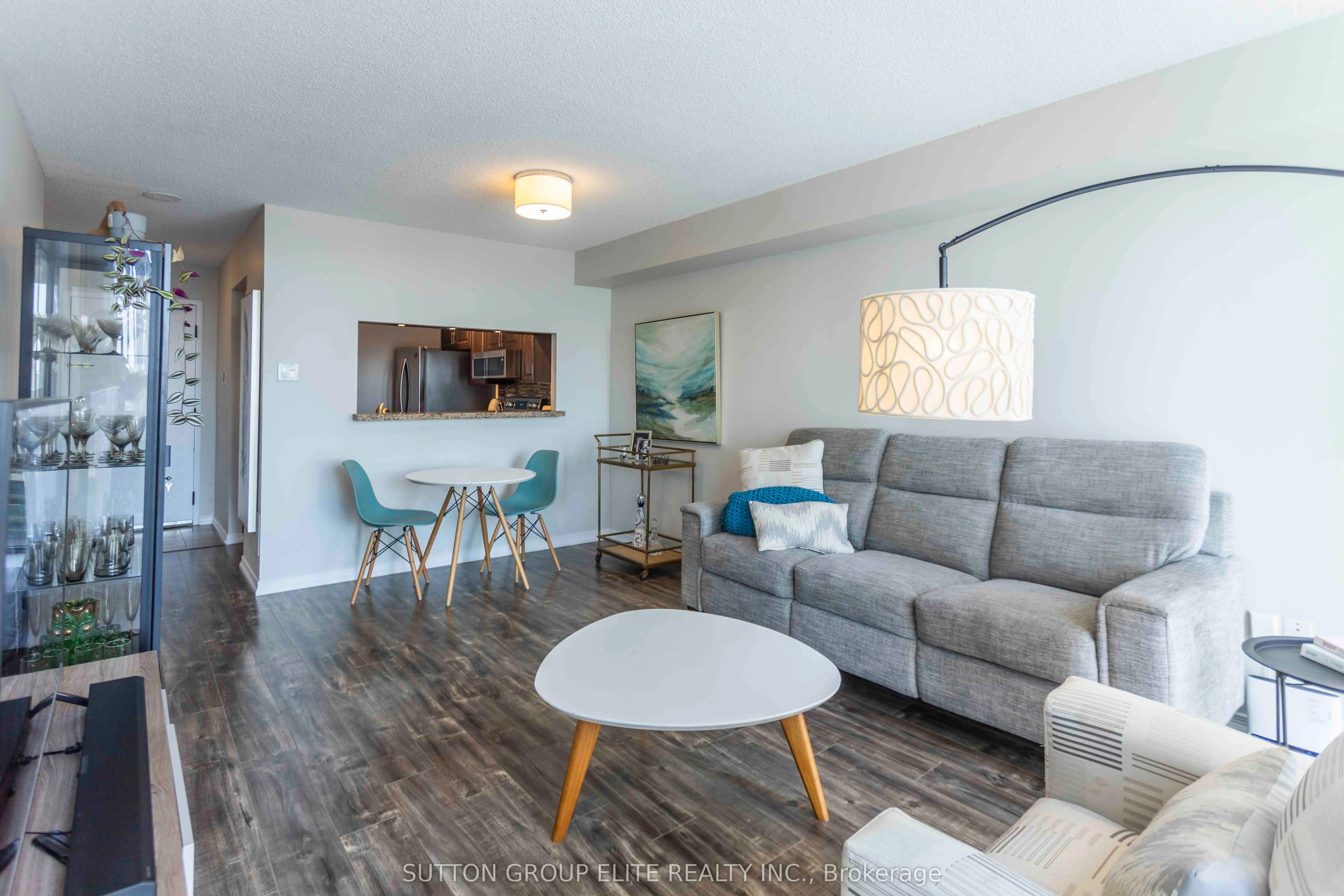 330 Rathburn Road W, #1206
