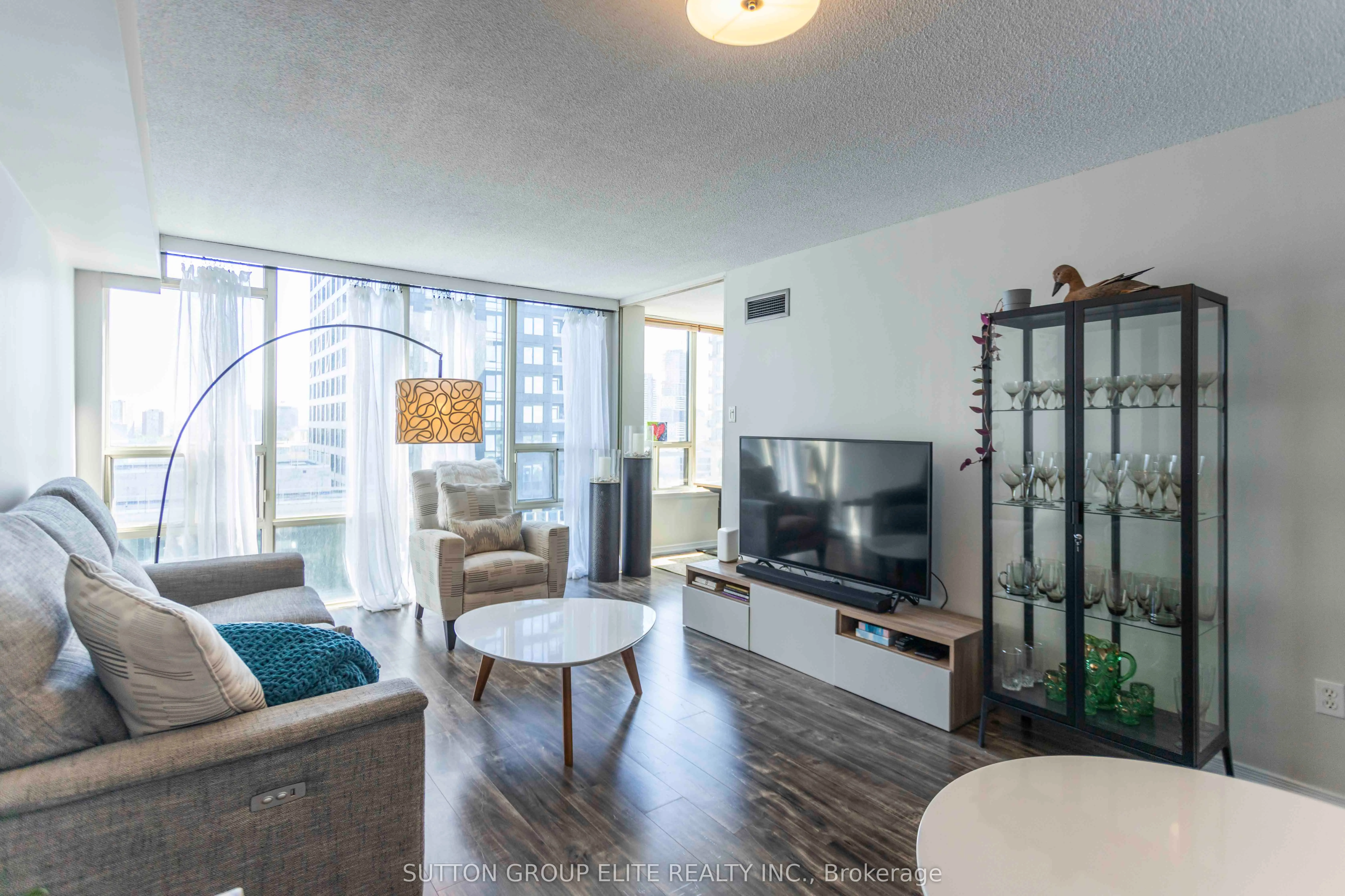 330 Rathburn Road W, #1206