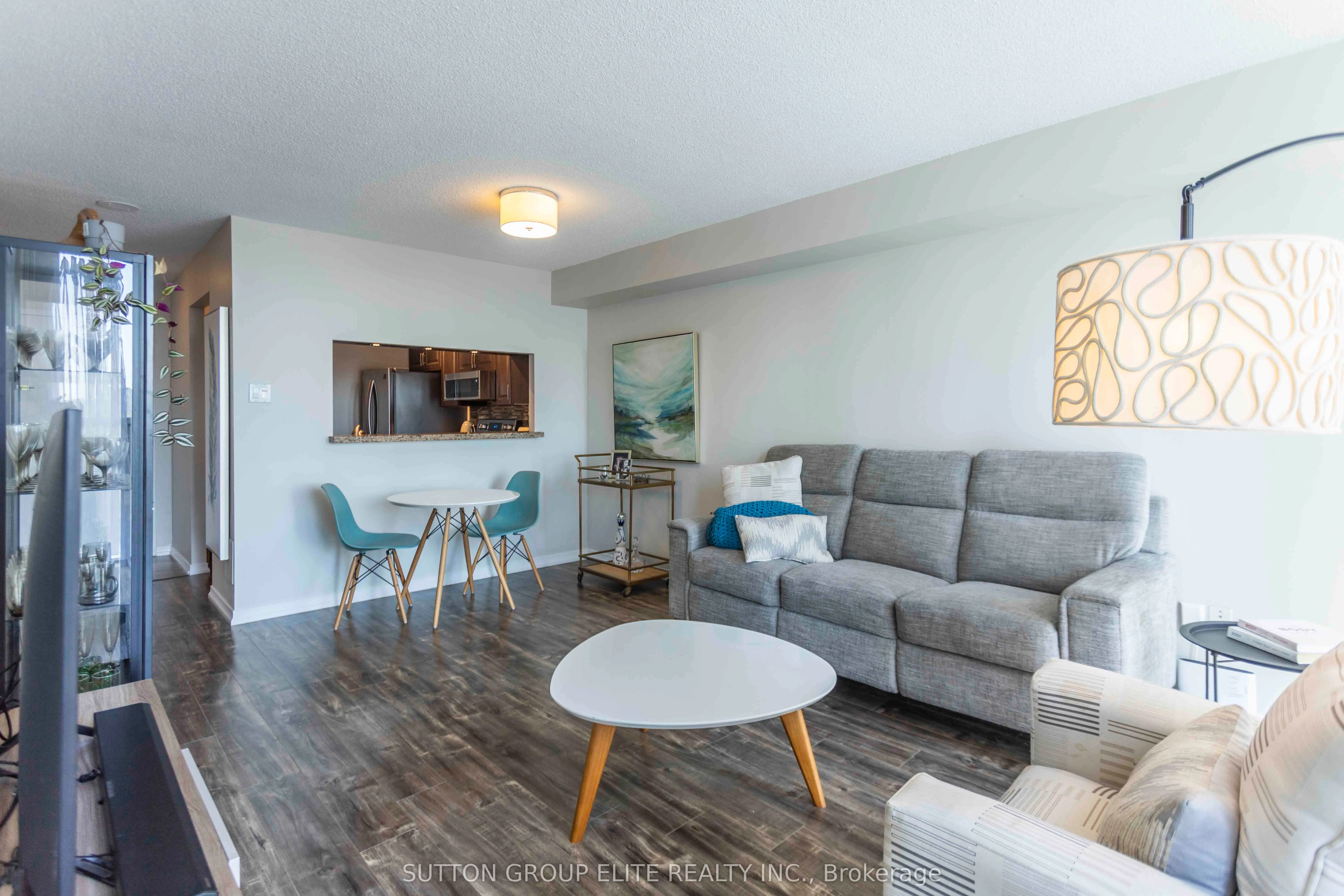 330 Rathburn Road W, #1206