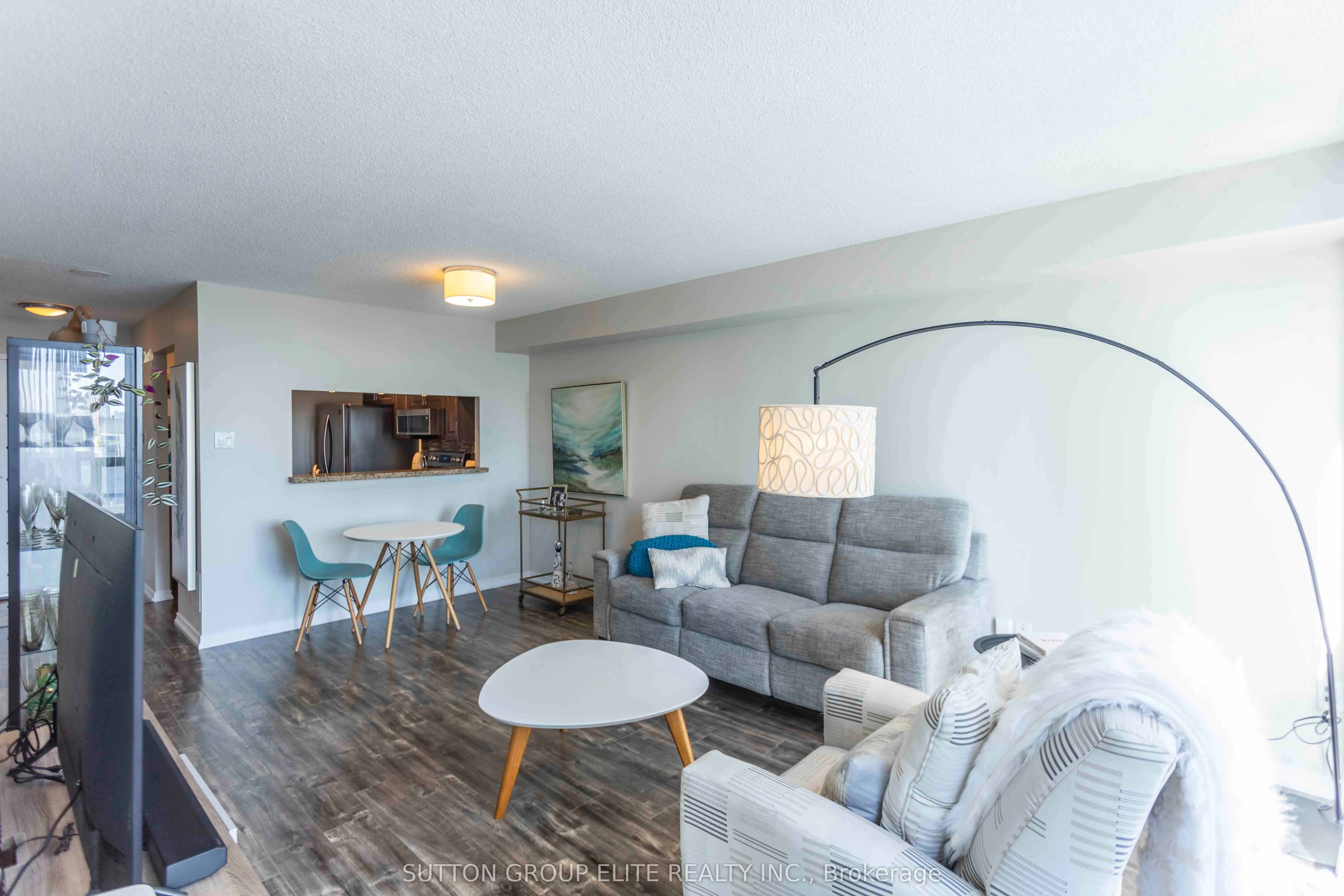 330 Rathburn Road W, #1206