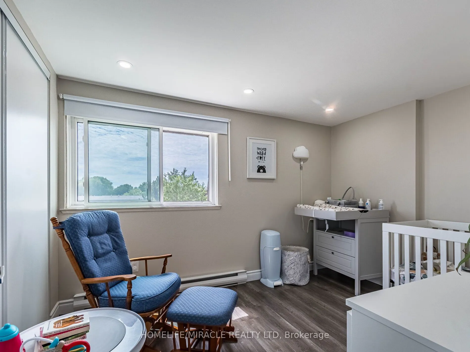 180 Mississauga Valley Boulevard #124