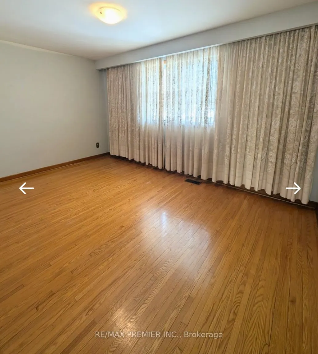 71 Sorlyn Avenue, #Main Floor