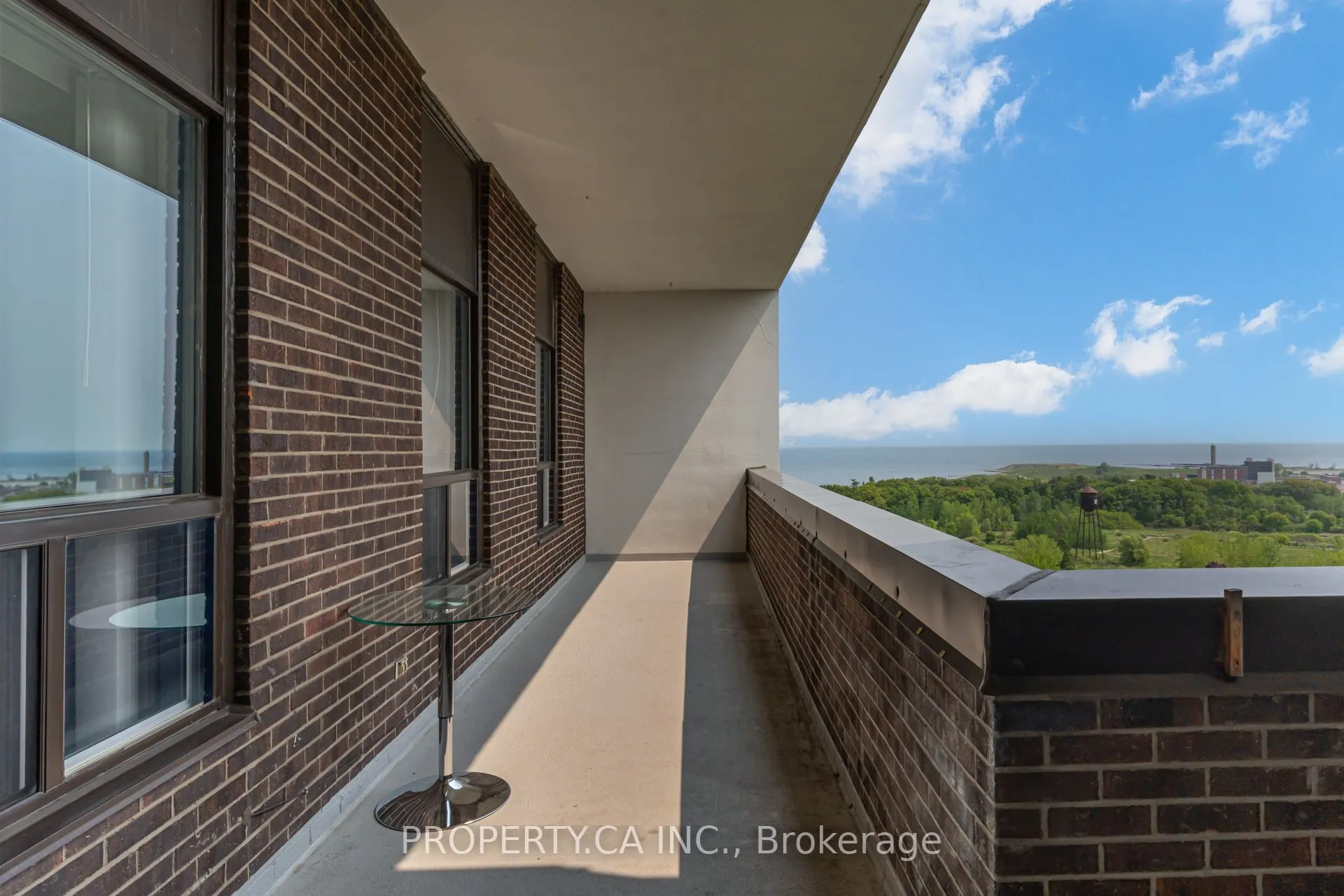 1515 Lakeshore Road E, #PH5