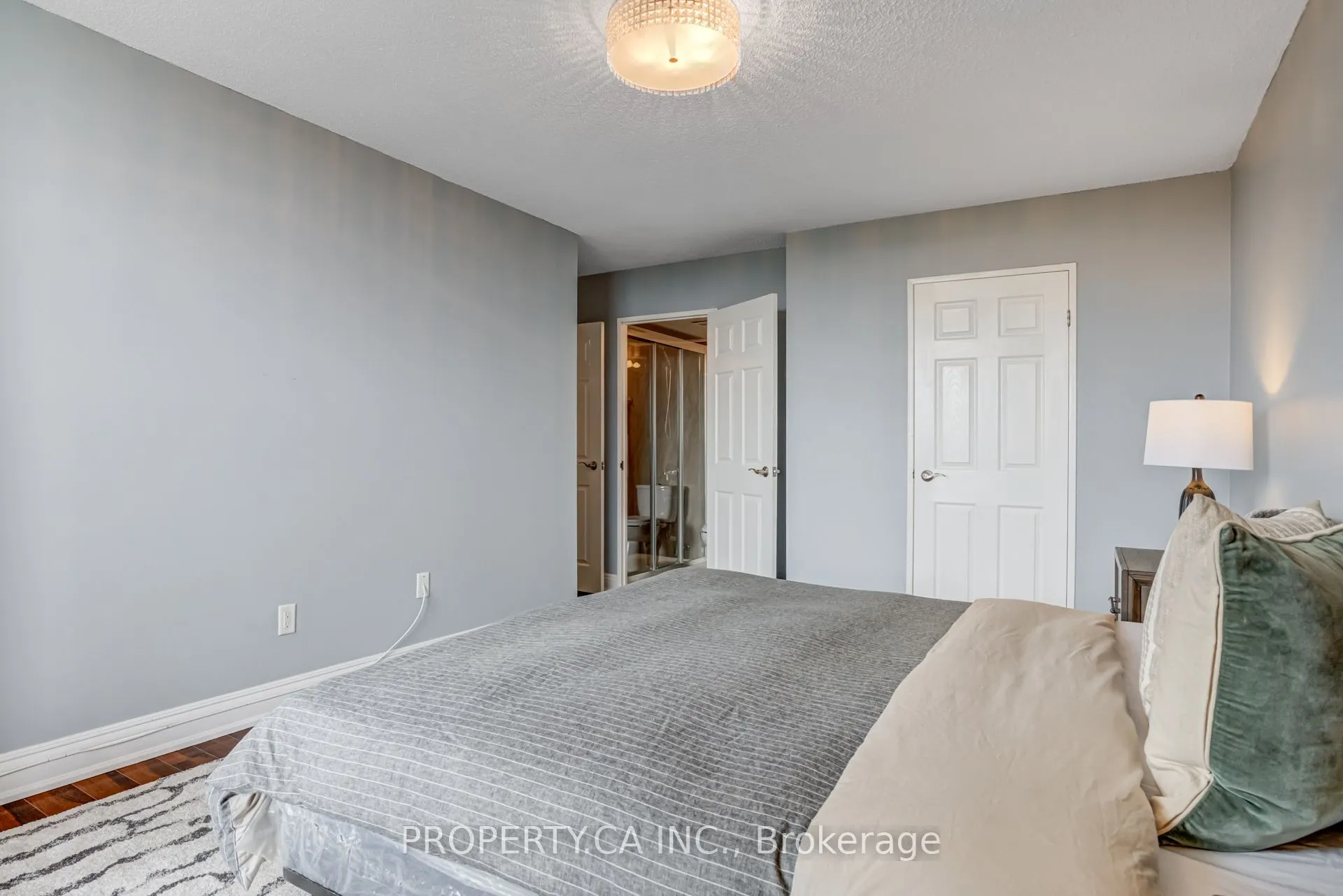 1515 Lakeshore Road E, #PH5