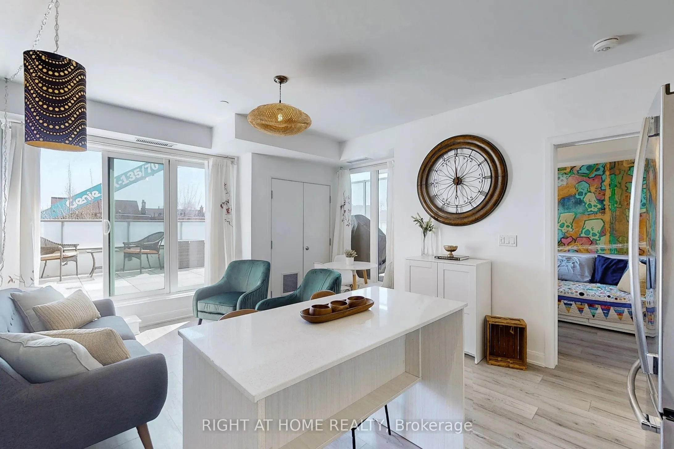 385 Osler Street, #202
