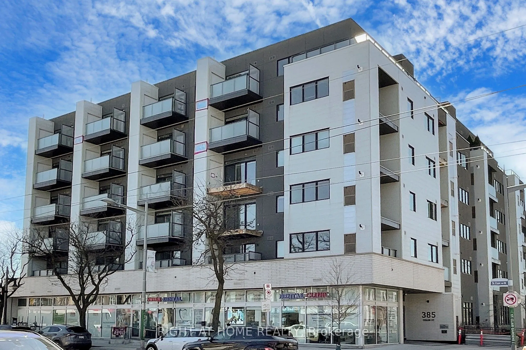 385 Osler Street, #202