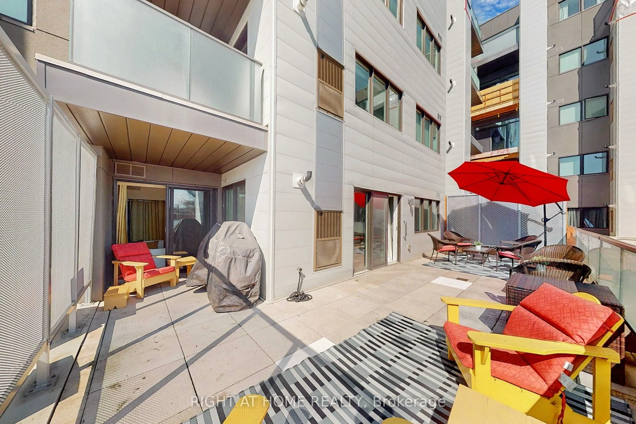 385 Osler Street, #202