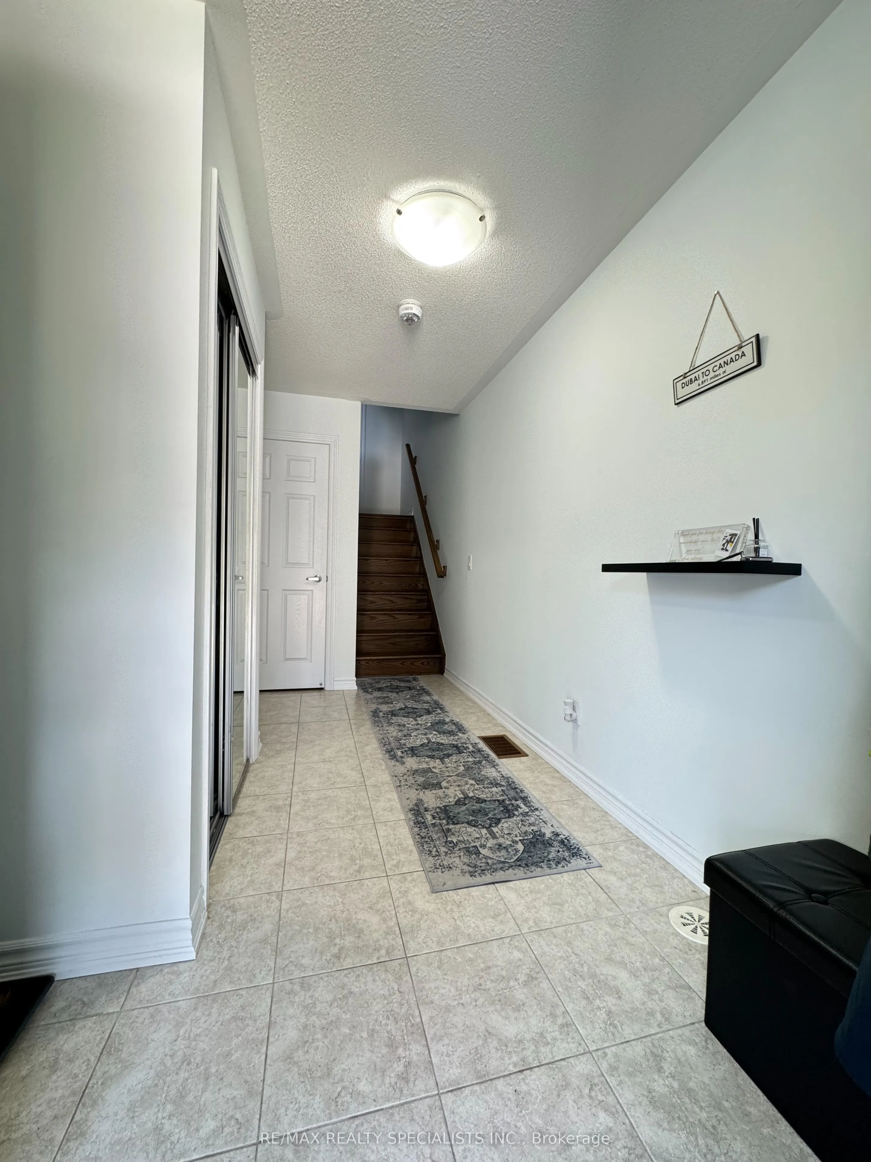 416 Athabasca Common