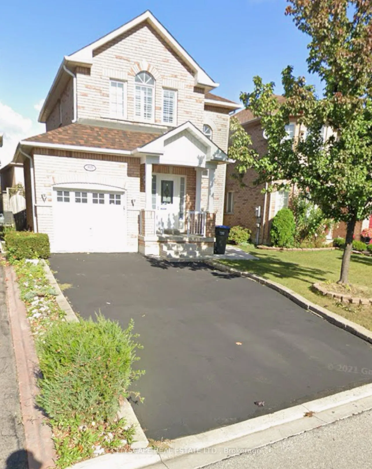 3225 Bruzan Crescent