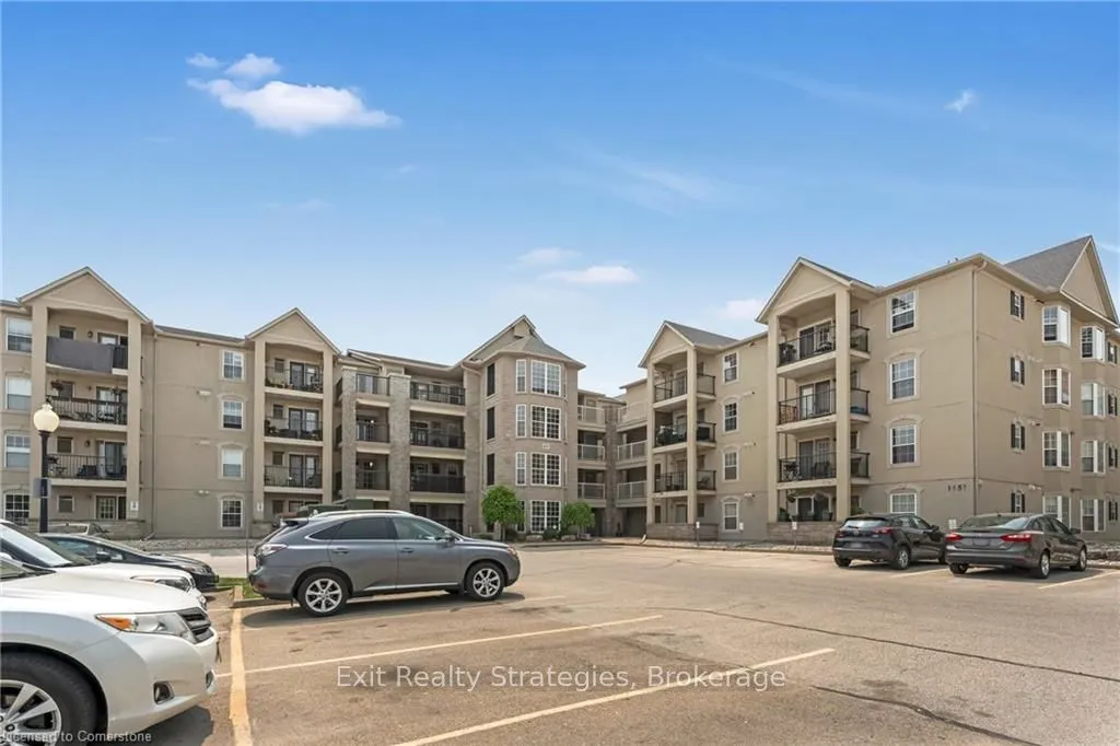1451 Walker's Line, #105