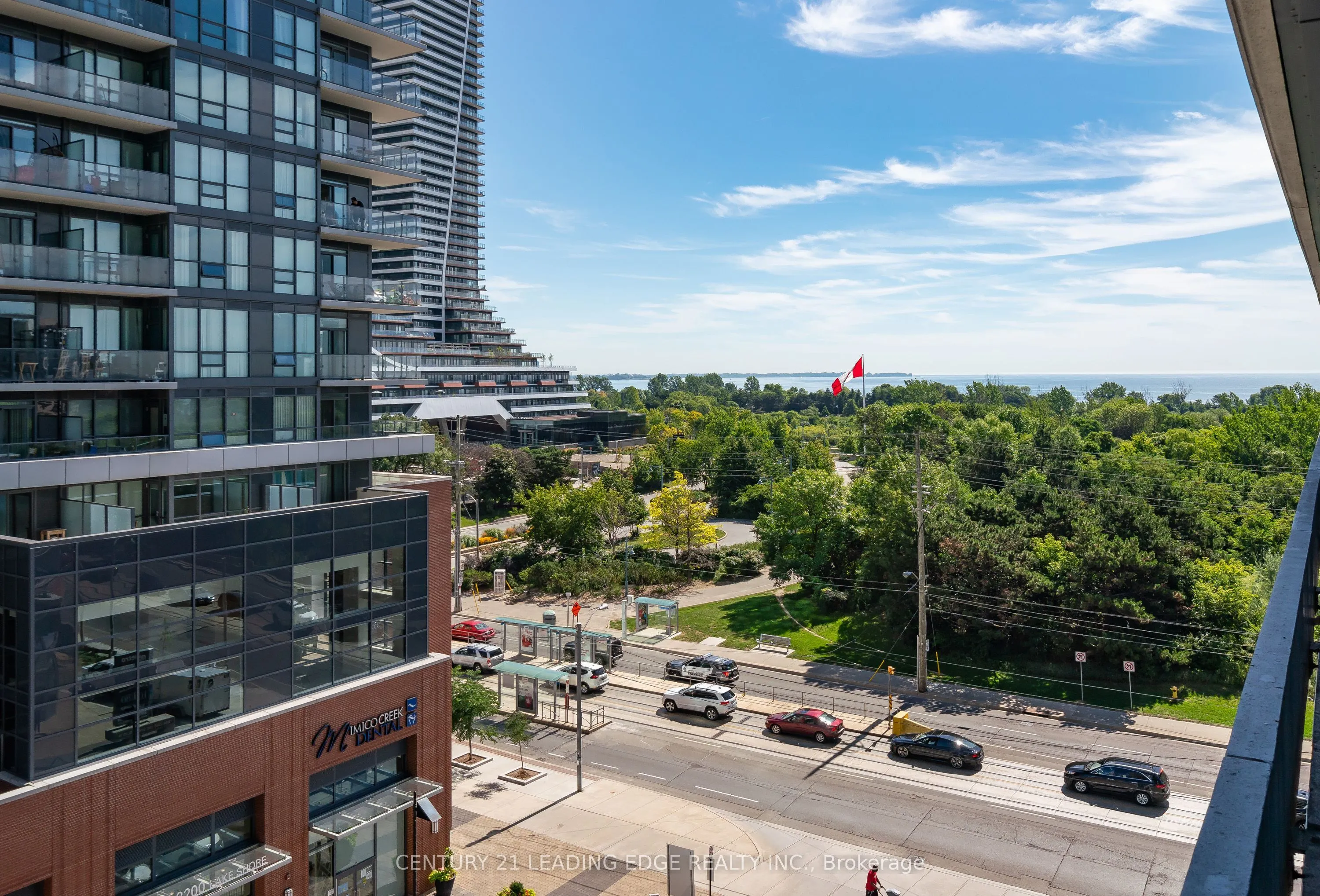 2212 LAKESHORE Boulevard W, #811