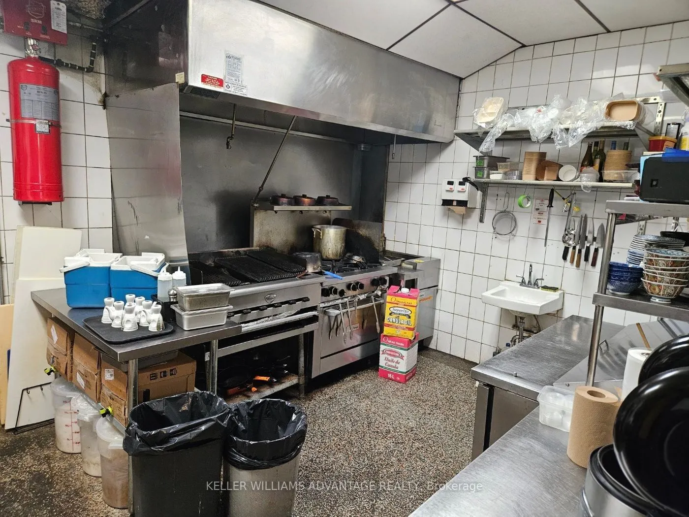 3073 Bloor Street W, #Main