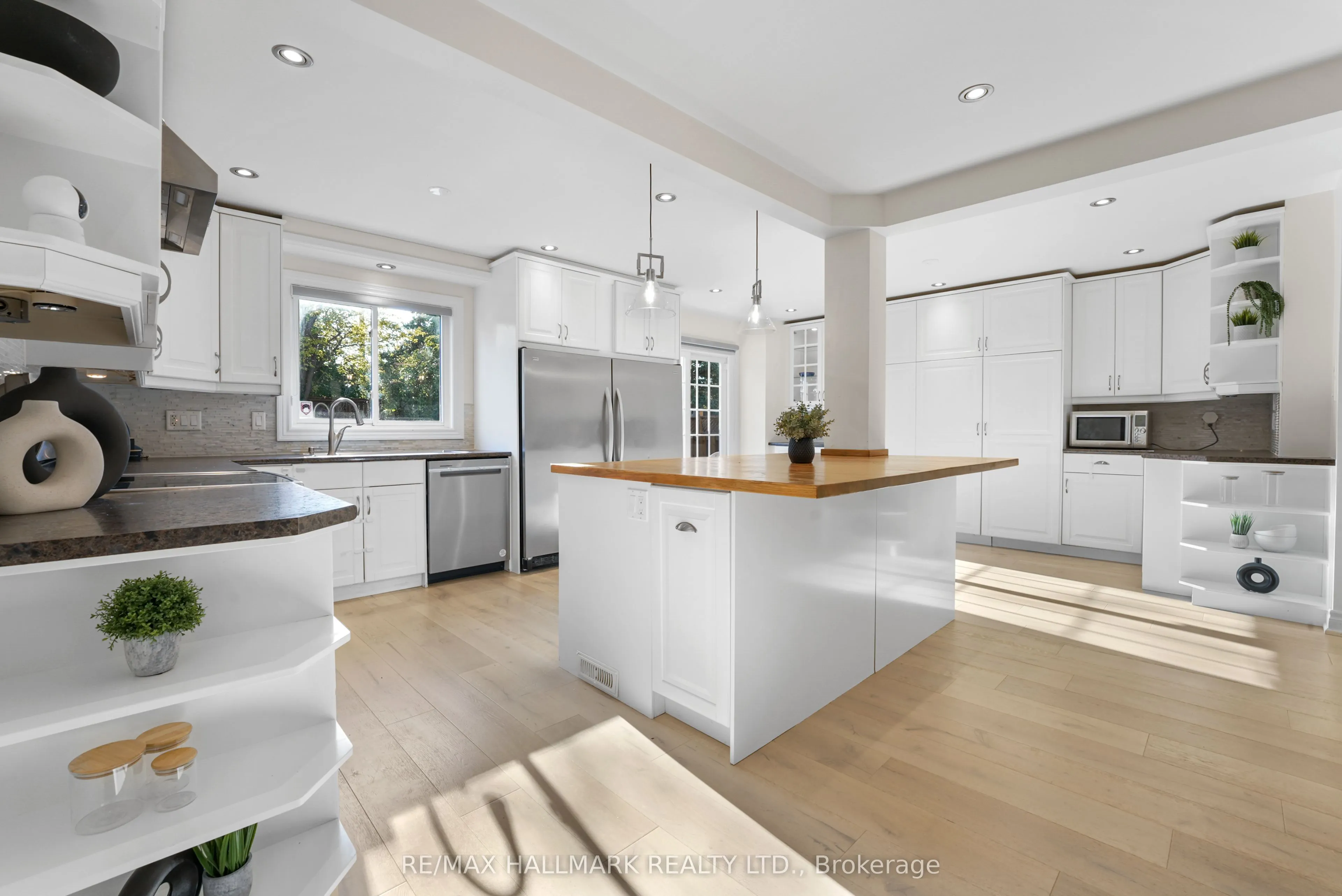3401 Aubrey Road