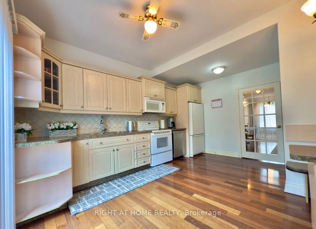 25 Burlingame Road