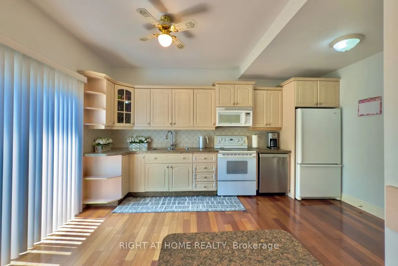 25 Burlingame Road