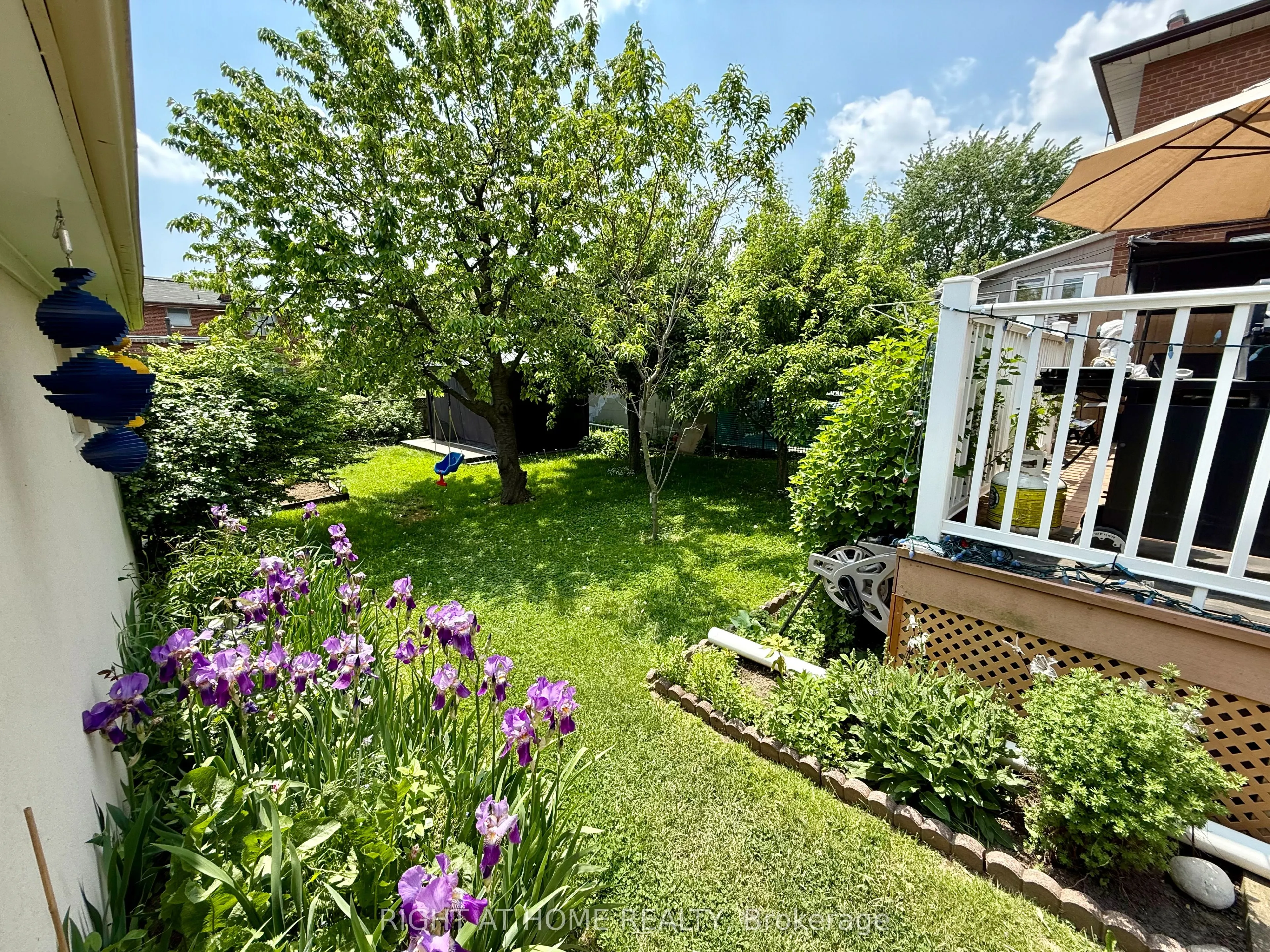 25 Burlingame Road