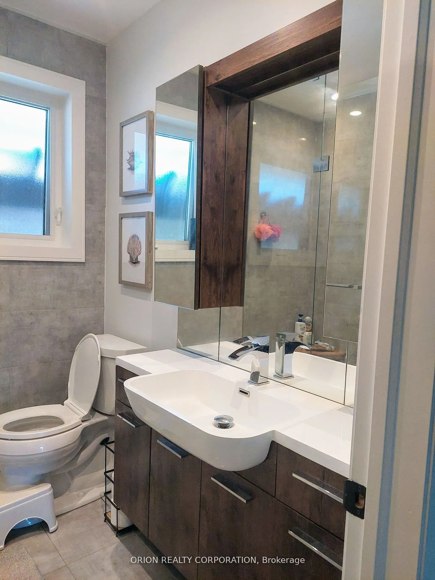 20 Bradbury Crescent