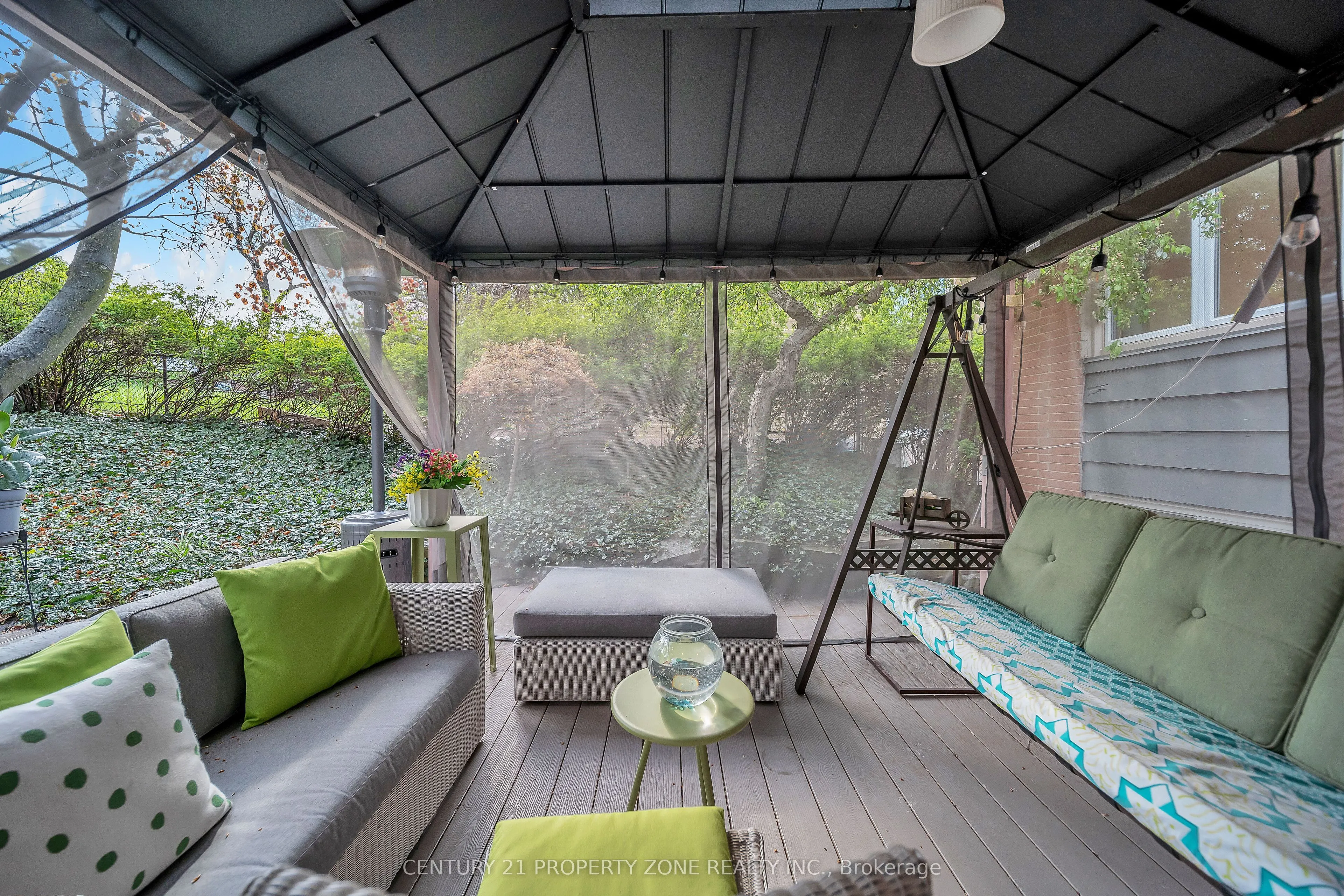 122 Vista Boulevard