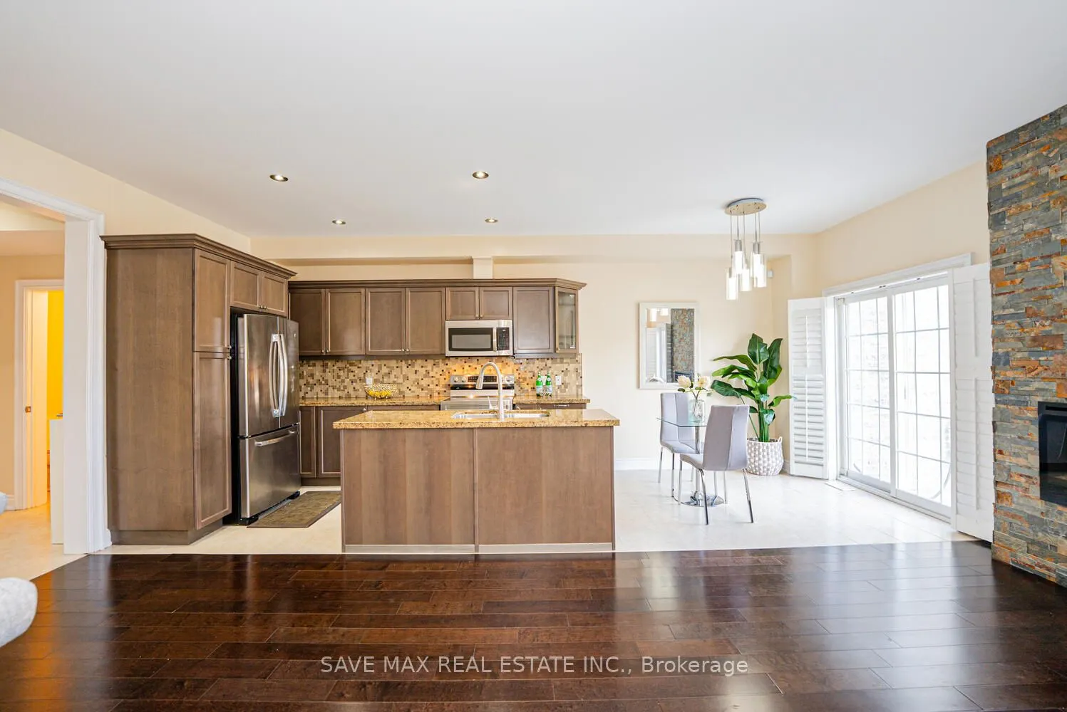 819 Millworks Crescent
