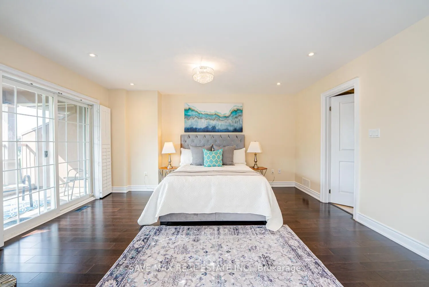 819 Millworks Crescent