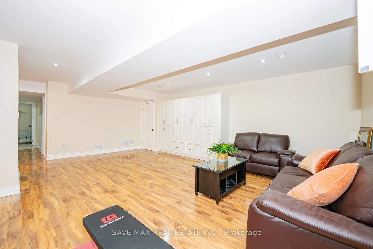 819 Millworks Crescent