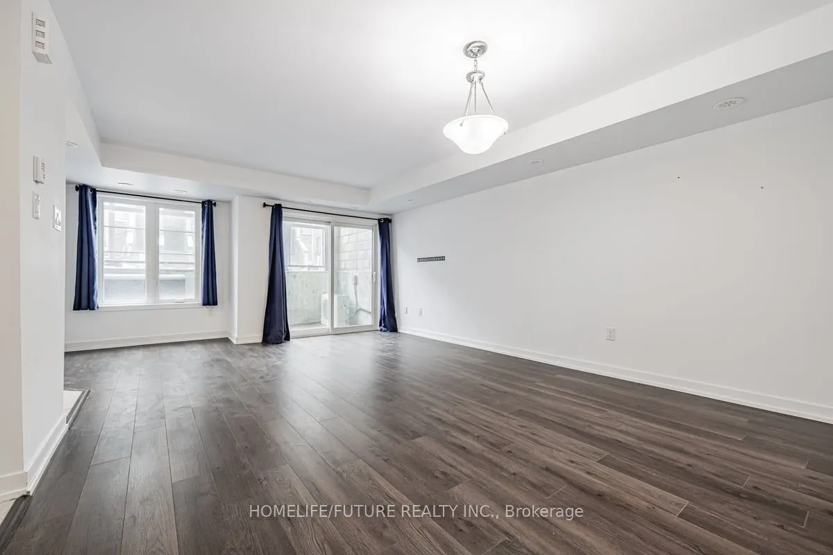 2355 Sheppard Avenue W, #202