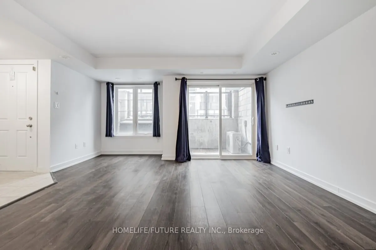 2355 Sheppard Avenue W, #202
