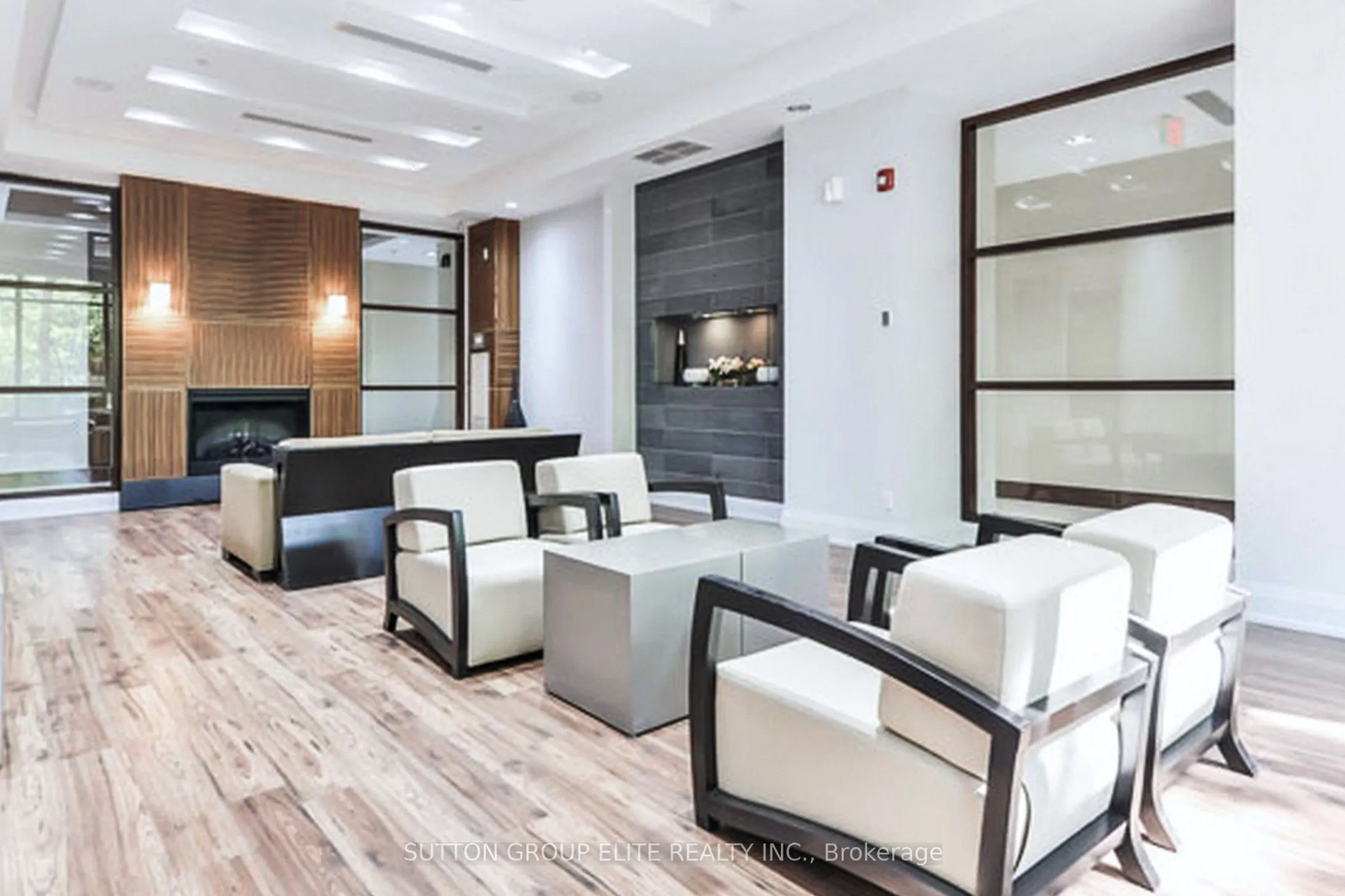310 Burnhamthorpe Road W, #1511