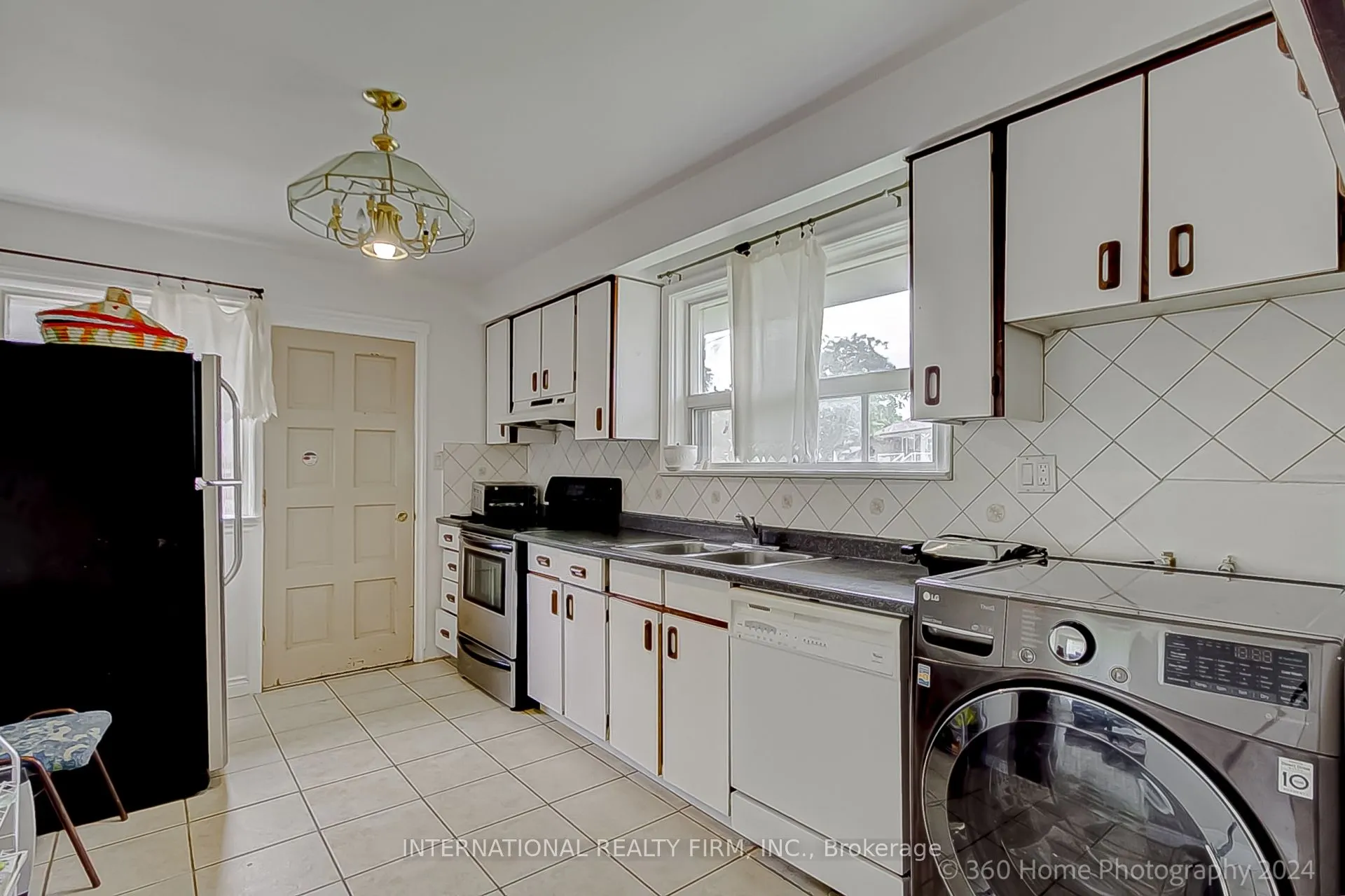 85 Letchworth Crescent