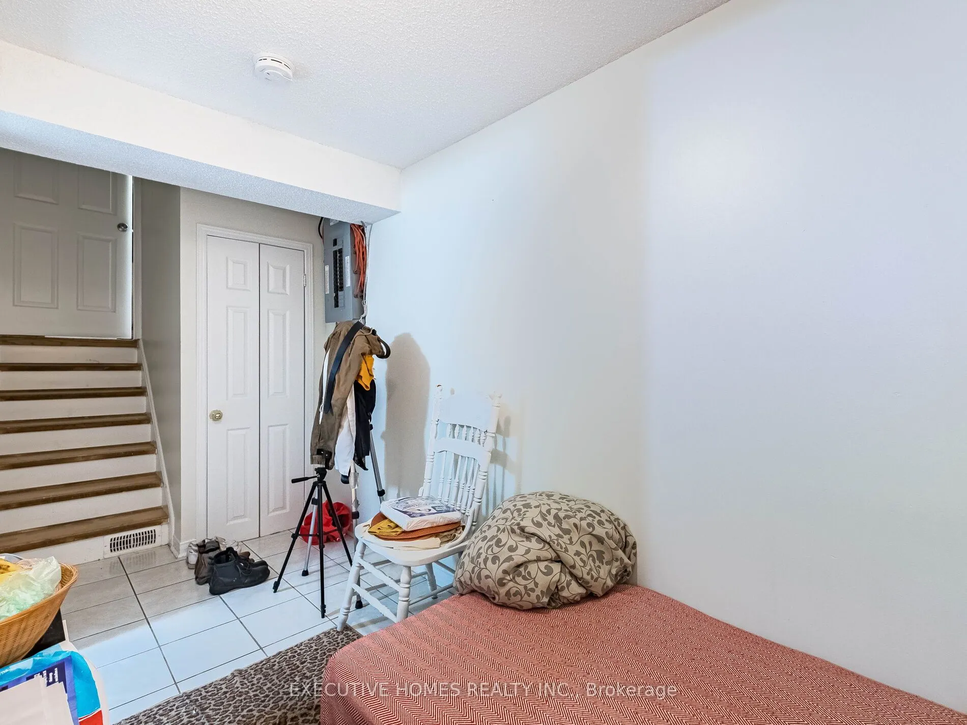 3346 Burdock Place