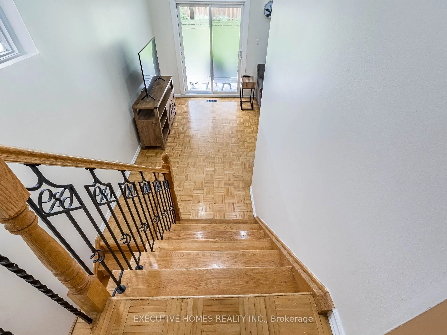 3346 Burdock Place