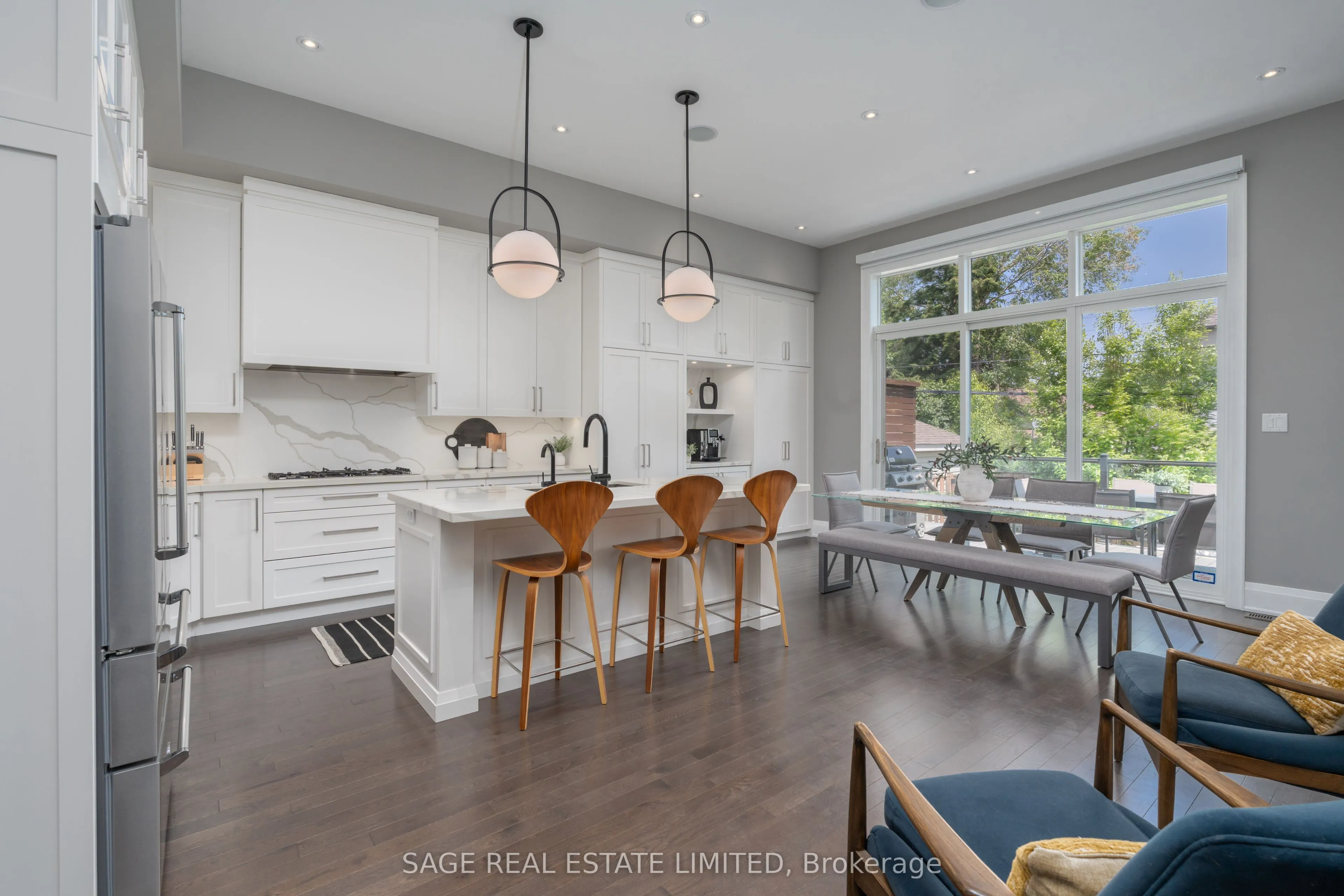 81B Seventeenth Street