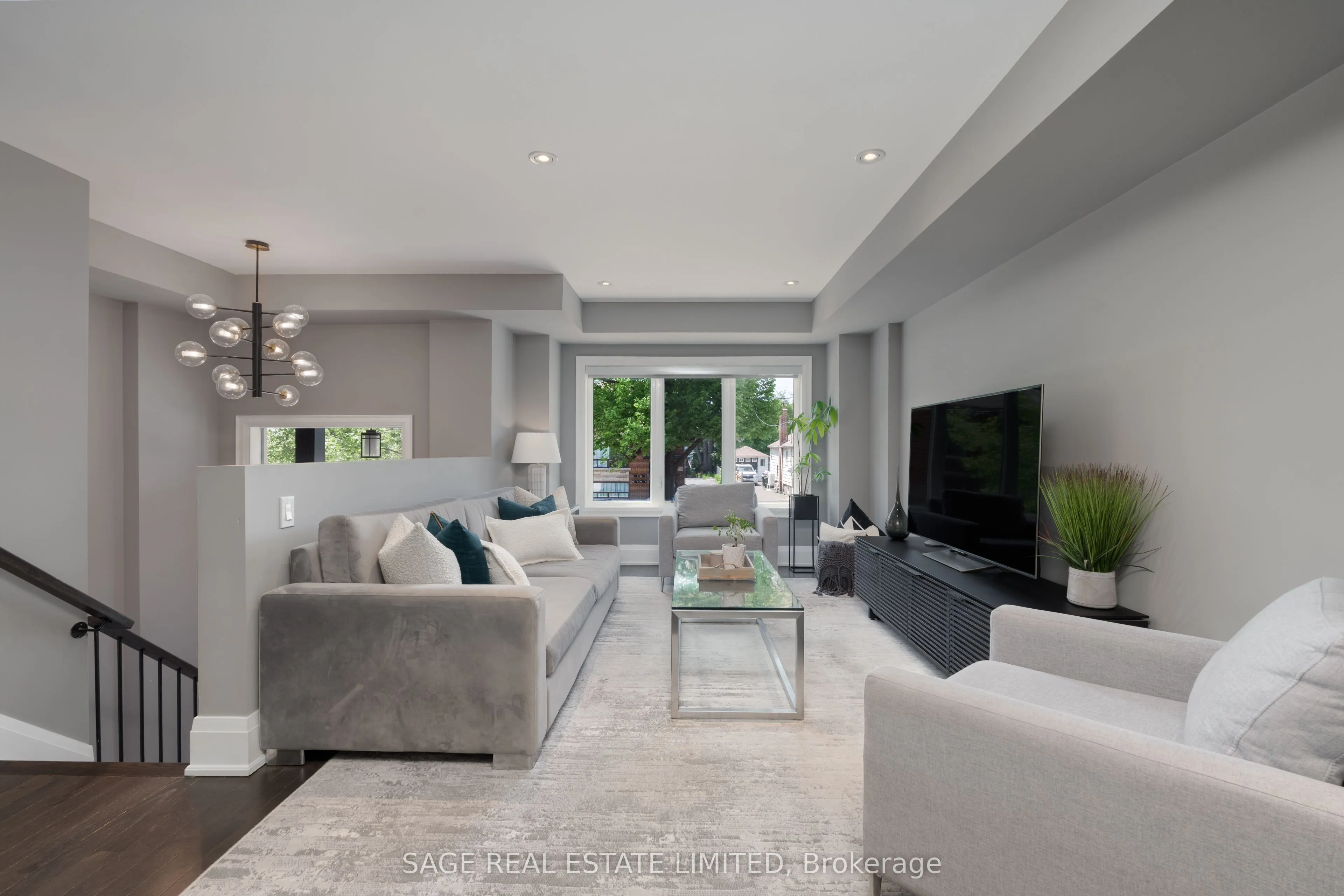 81B Seventeenth Street