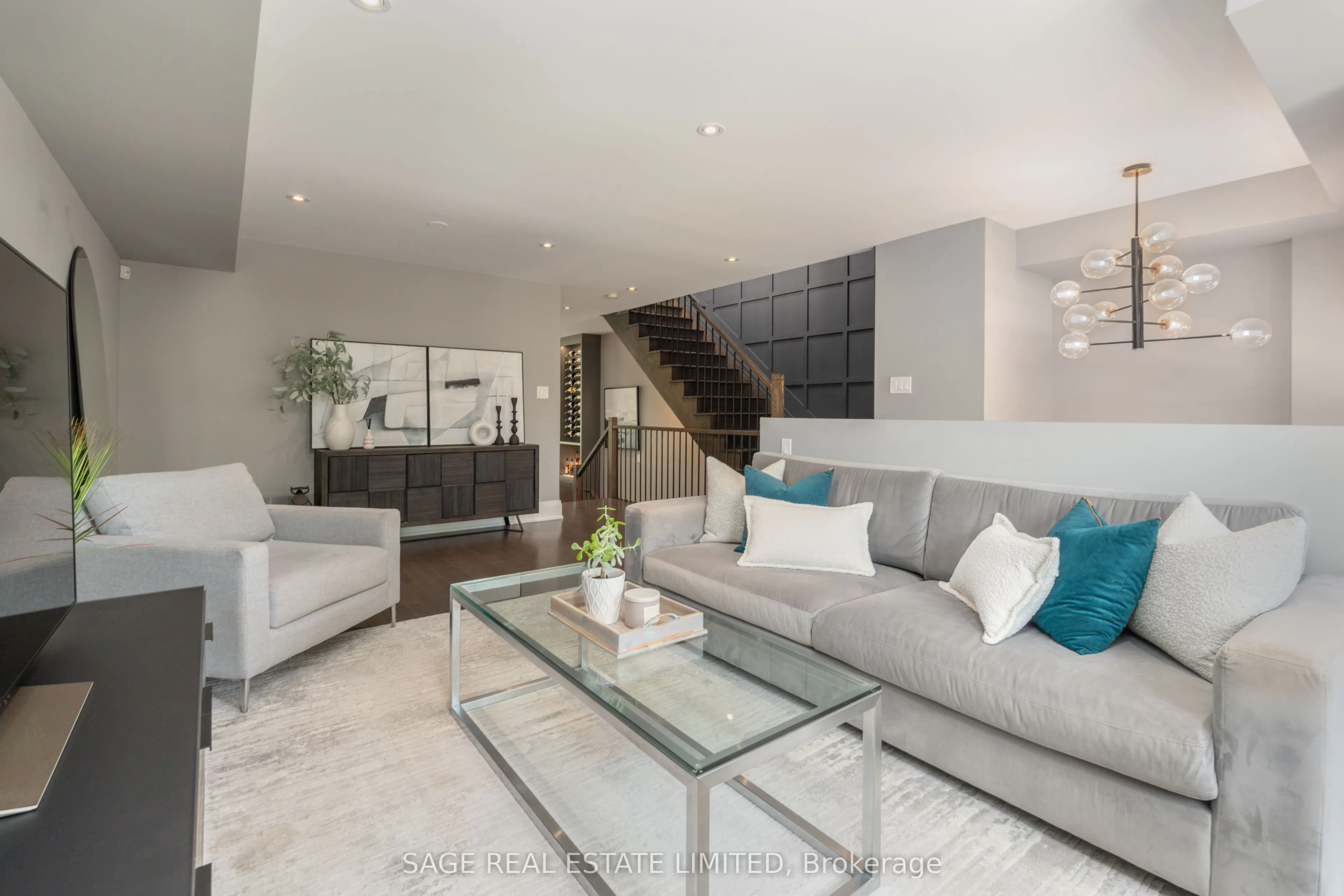 81B Seventeenth Street