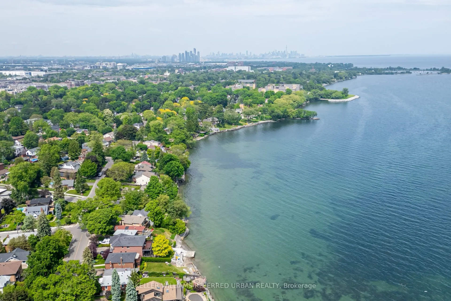 399 Lake Promenade