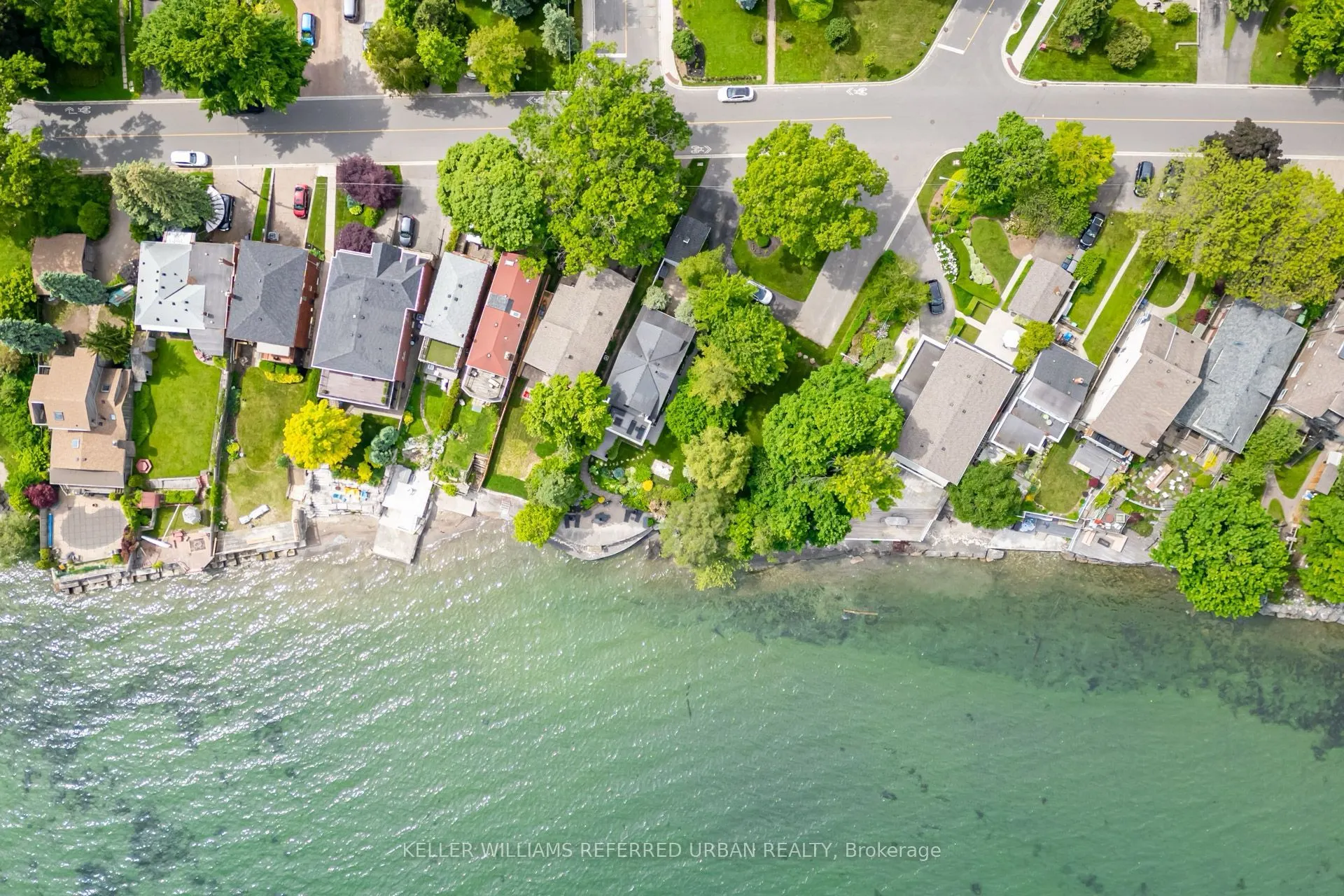 399 Lake Promenade