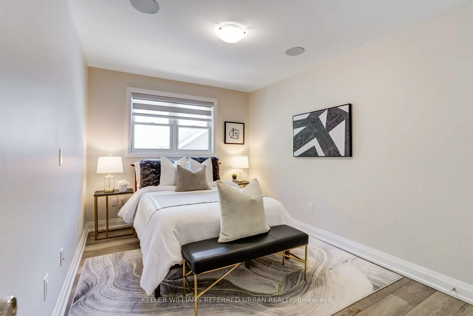 399 Lake Promenade