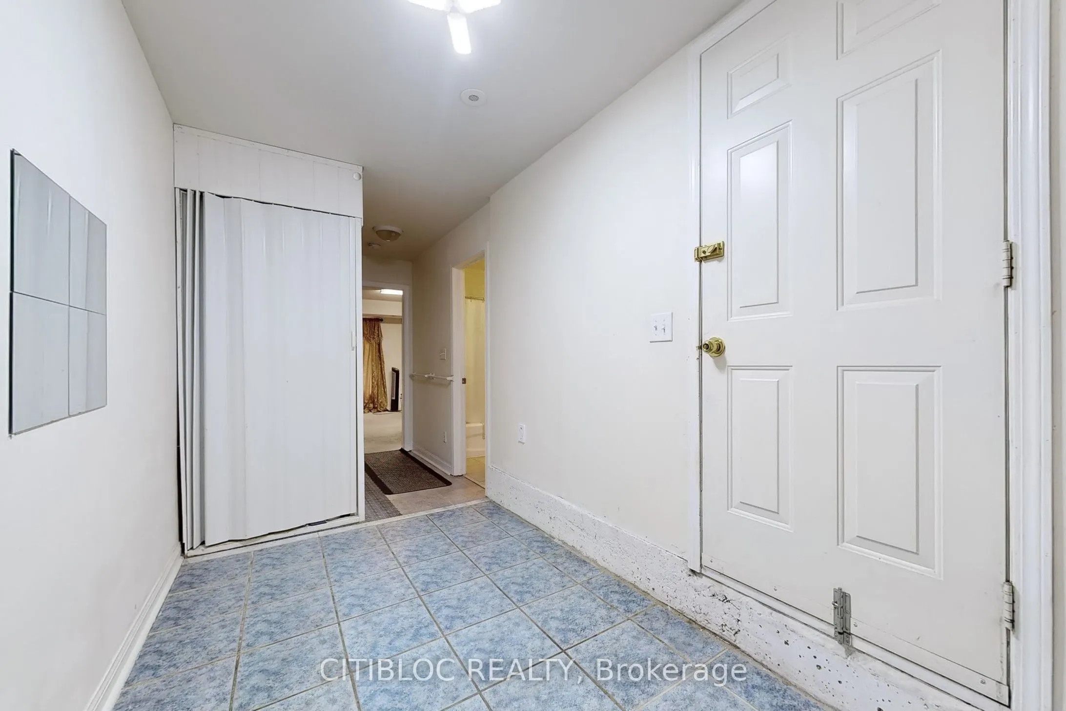 3029 Finch Avenue W #13