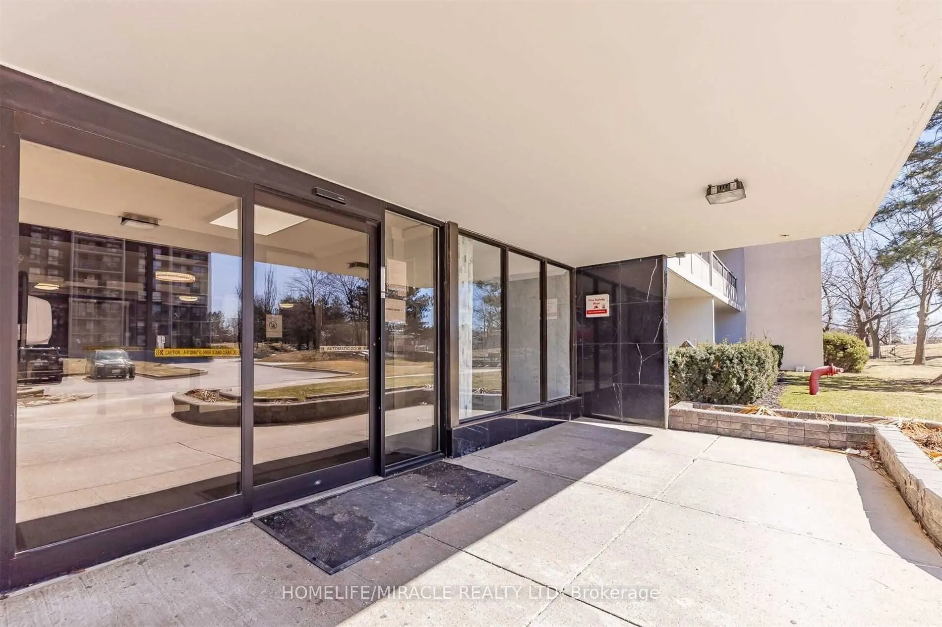 4 King Cross Road, #1106