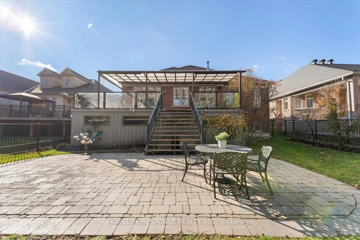 17 McNutt Street