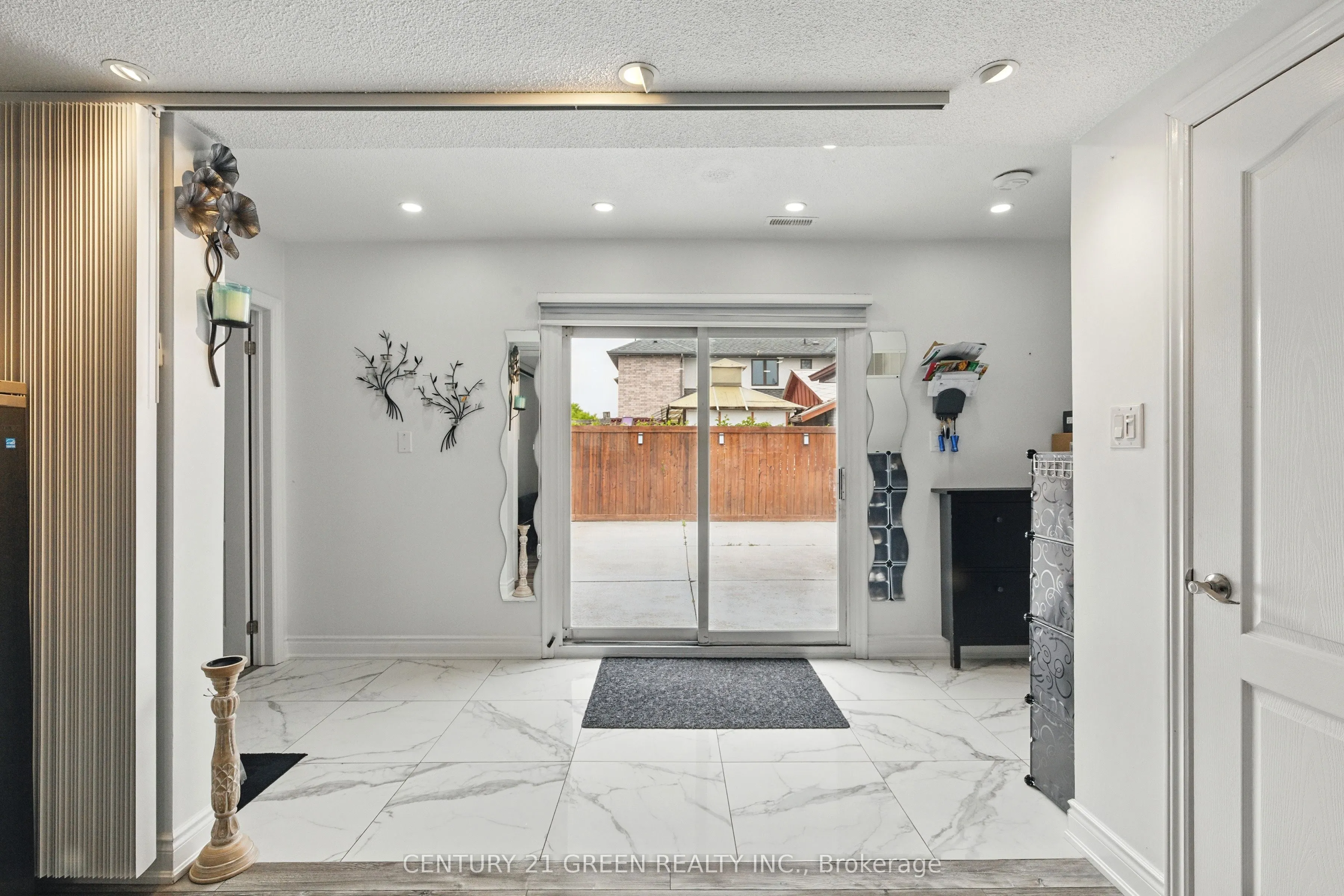 7649 Redstone Road