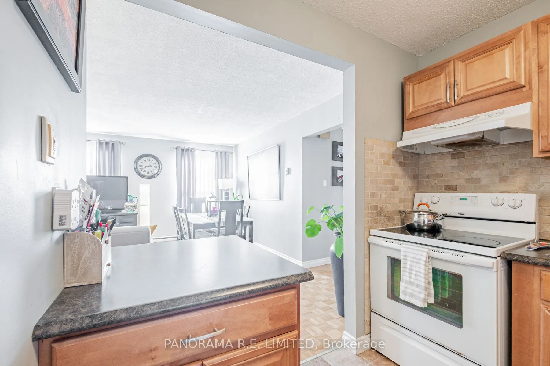 3814A Bloor Street W, #1