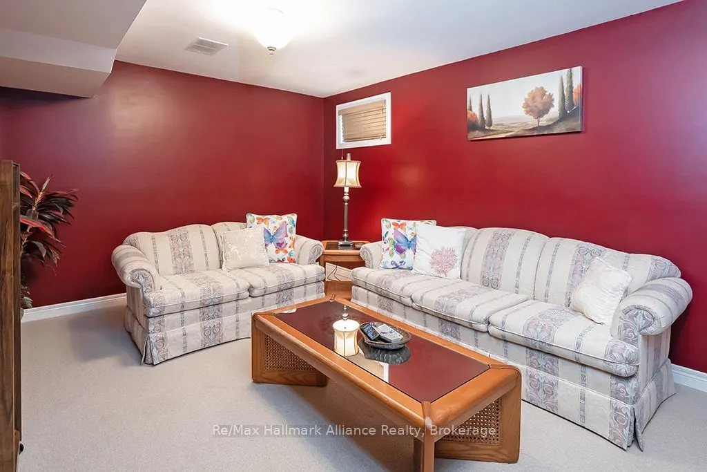 1151 Manor Road
