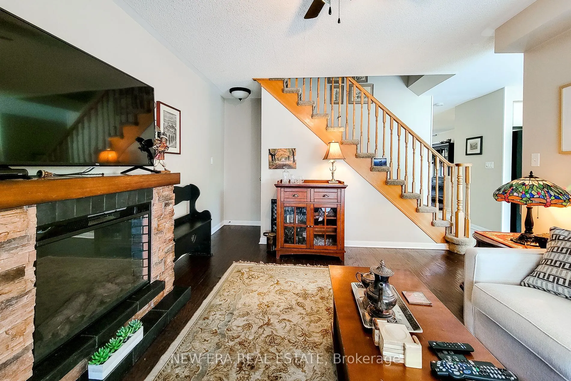 619 Porter Way